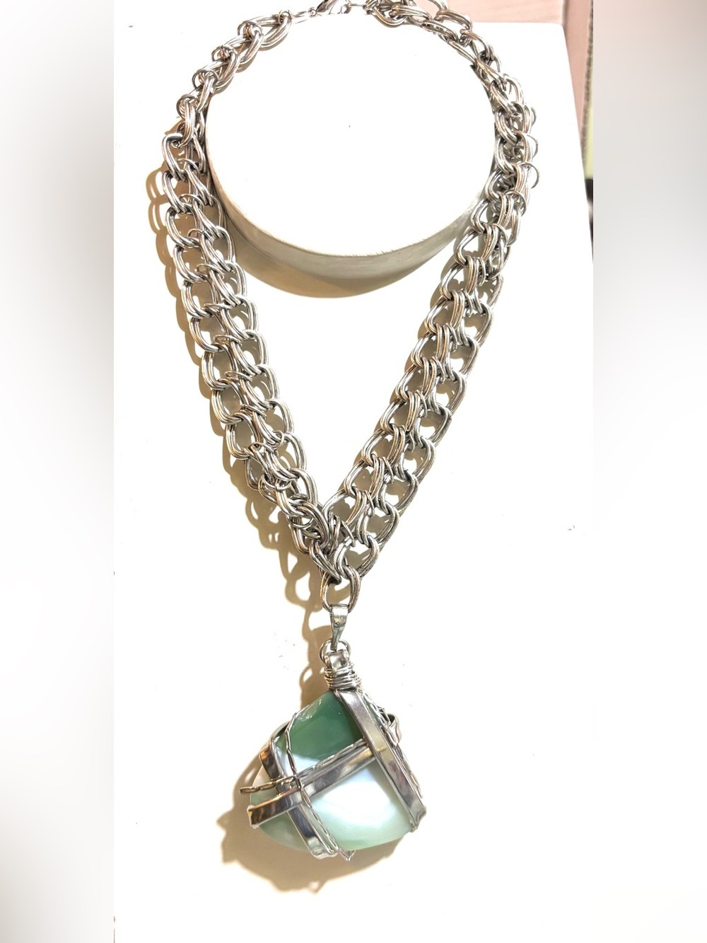 Handmade Silver Chain Necklace with Green and White agate Stone Pendant